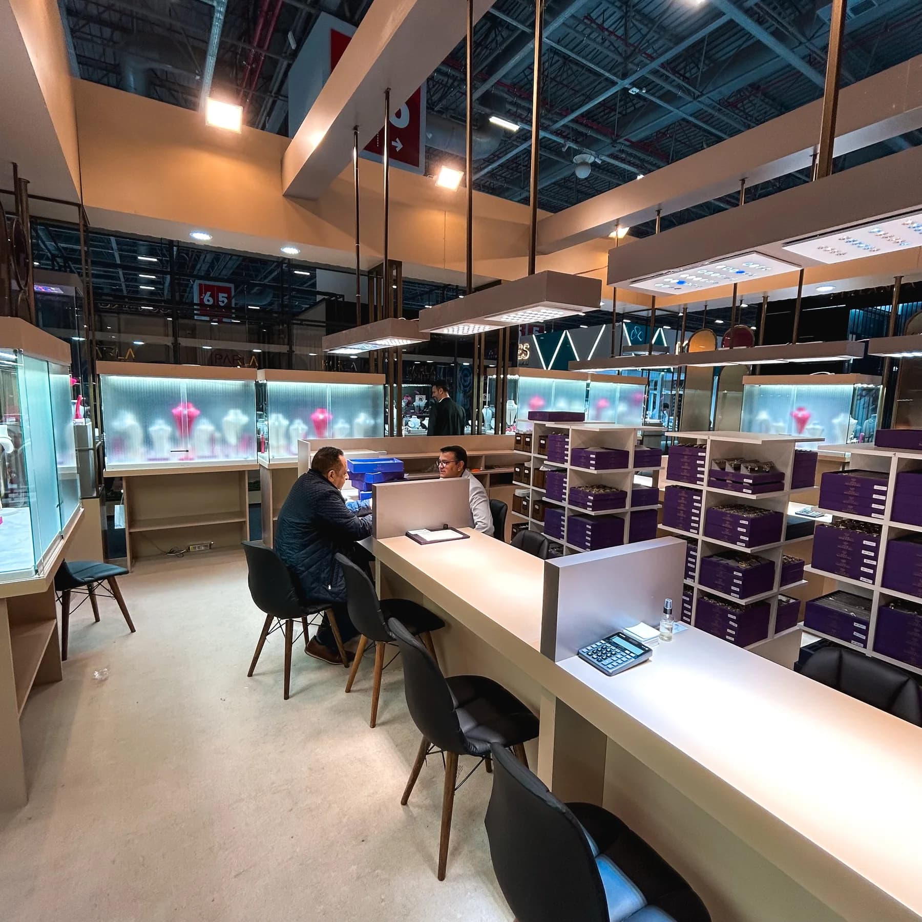 Five Diamond — stand interior and detail 1