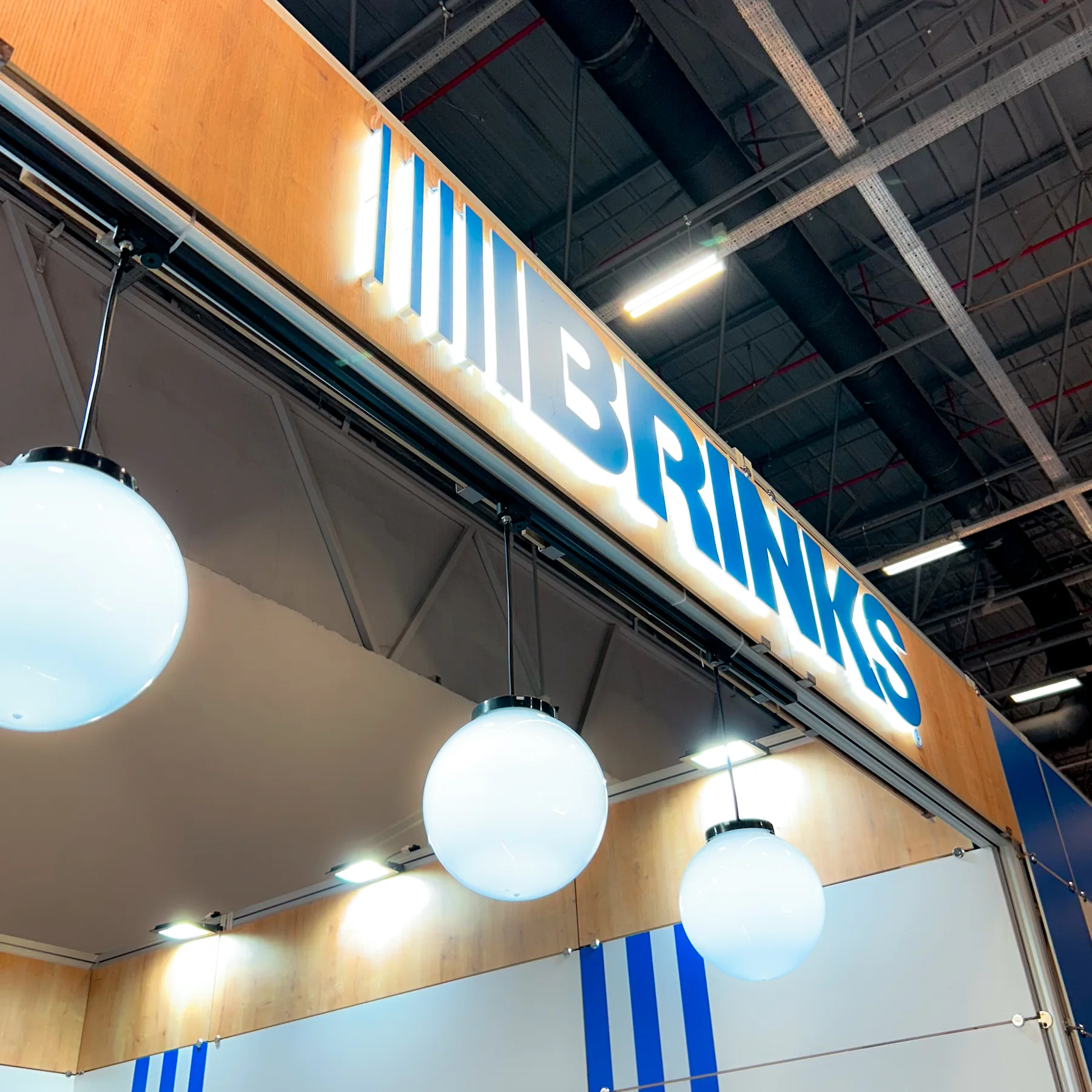Studio MXM project archive — brinks detail